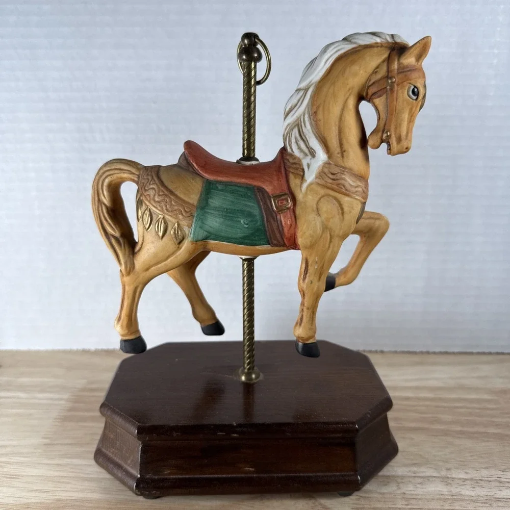 Vintage UOGC Taiwan Carousel Horse Figurine Musical Figurine Wood Base